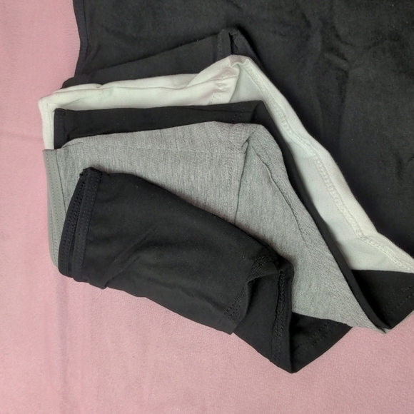 Divided H&M 5 Pack Shortie Mid Rise Panties size Medium - Picture 3 of 4